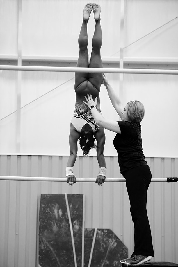 Simone-Biles-SI329_TK1_00042.jpg